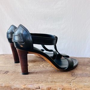YSL Yves Saint Laurent Black Leather T-strap Heels - 6